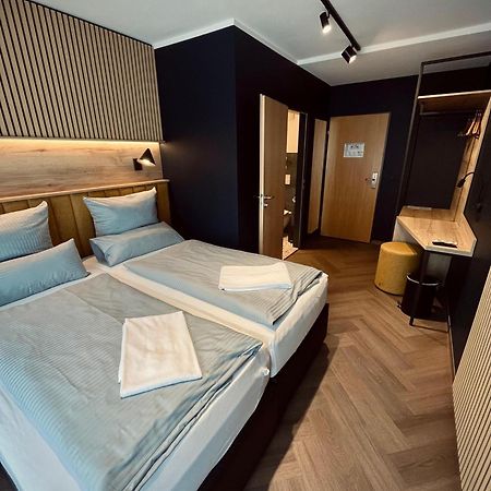Hostel Sleps Augsburg Exteriör bild