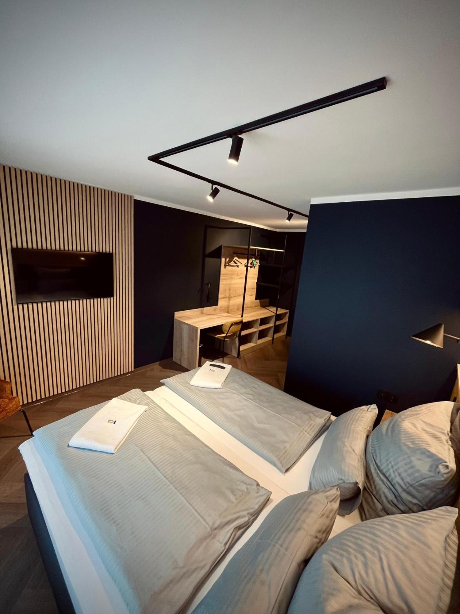 Hostel Sleps Augsburg Exteriör bild